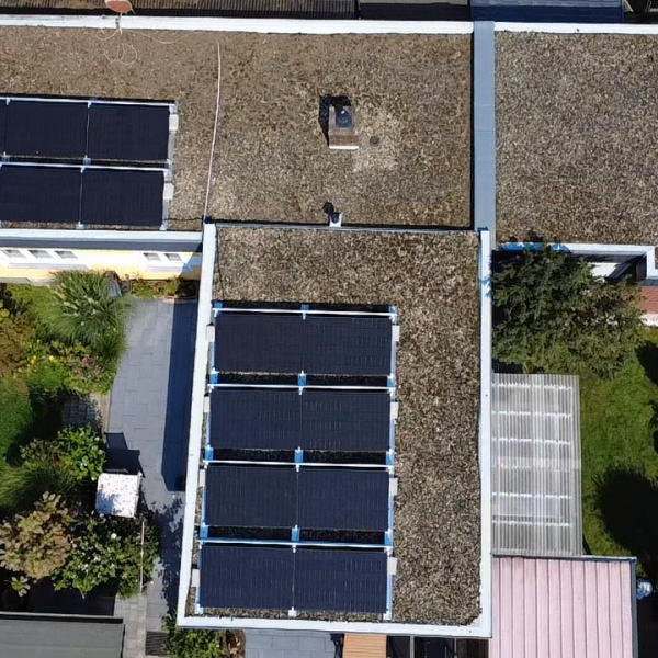 Flachdach Photovoltaikanlage - Buckow 